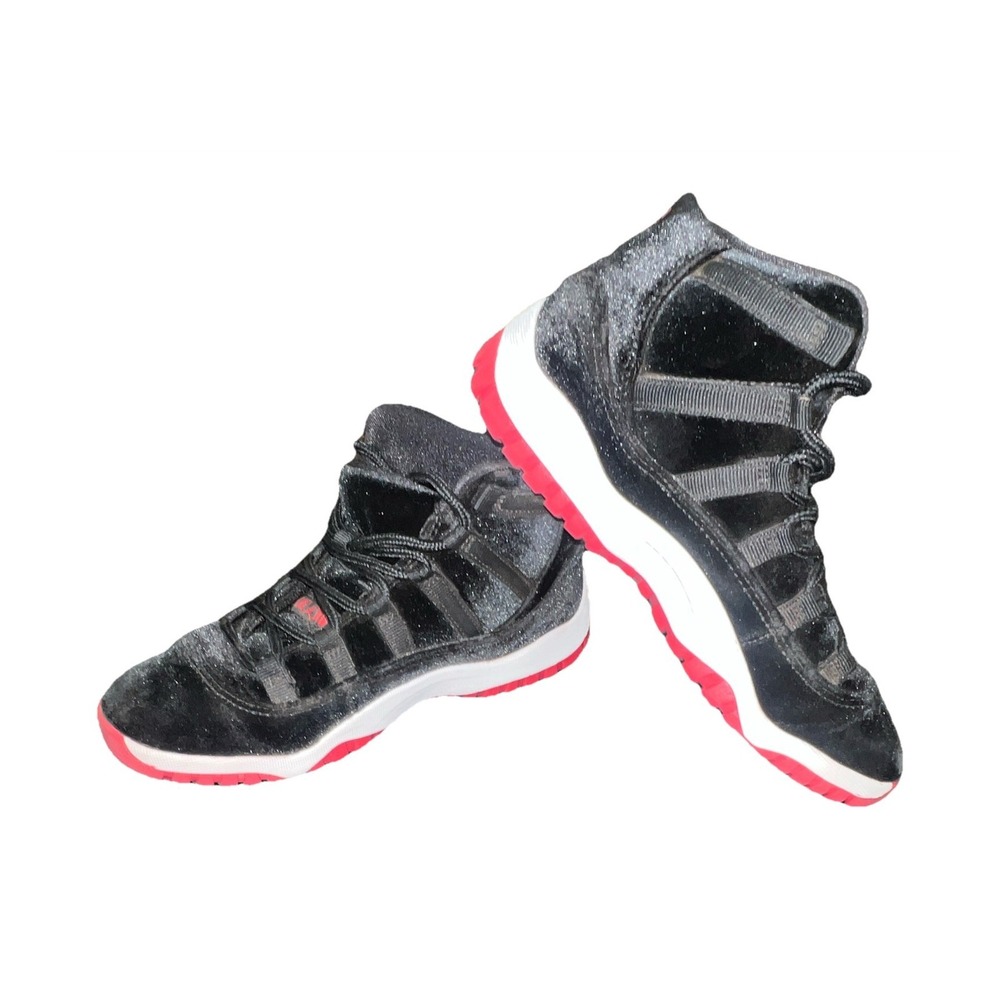 8N23/Jordan Air Jordan 11 HF7807-061 Mid Top Sneaker Black Red Kids US 3Y EU 35